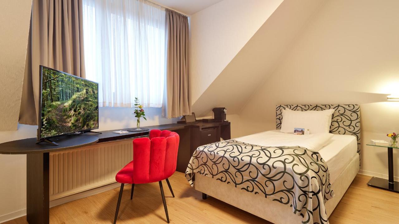 Hotel Erasmus - Mein Genuss- Und Wellnesshotel Trassem Esterno foto